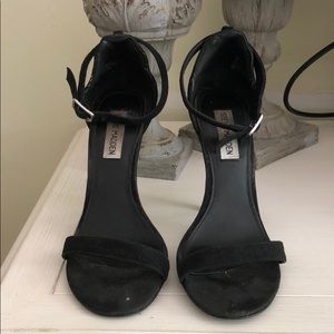 Steve Madden black heels